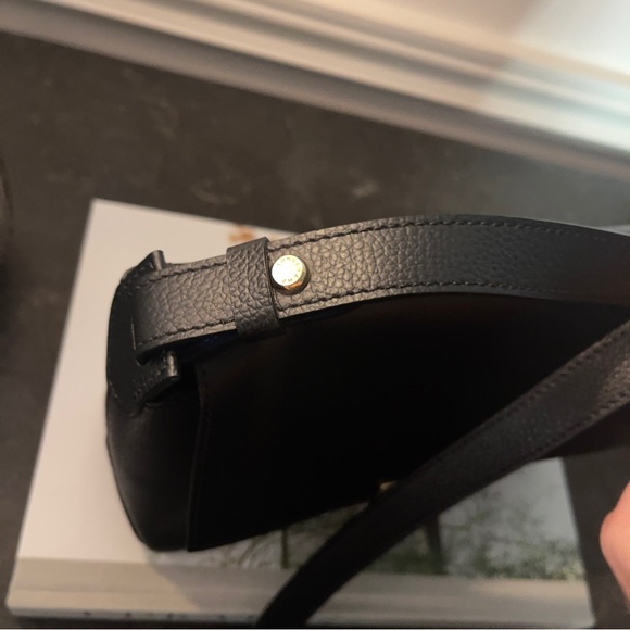 Longchamp Le Foulonné Black w/ Blue Interior Crossbody Bag – Like New - Picture 4 of 8